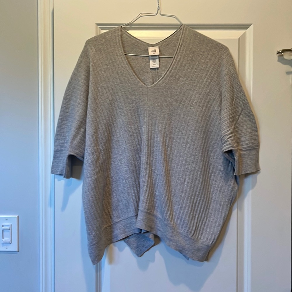 Cabi gray V neck cable sweater